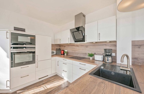 Kamminke Apartment | Haffblick - Modern vacation apartment with terrace & lake view - only 350 m to the lagoon