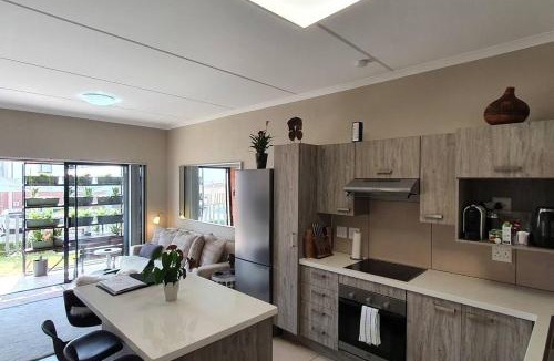 Greater Johannesburg Metropolitan Area Apartment | HAFH Midrand Apartment
