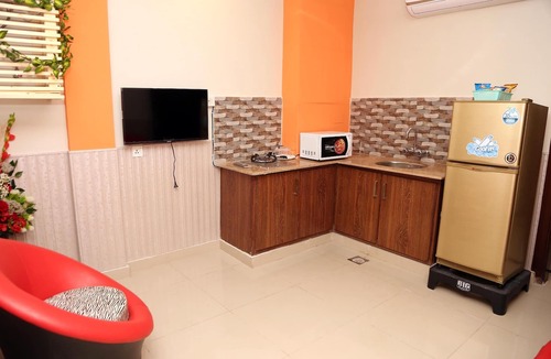 Islamabad Bed & Breakfast | Hak Mall Suites