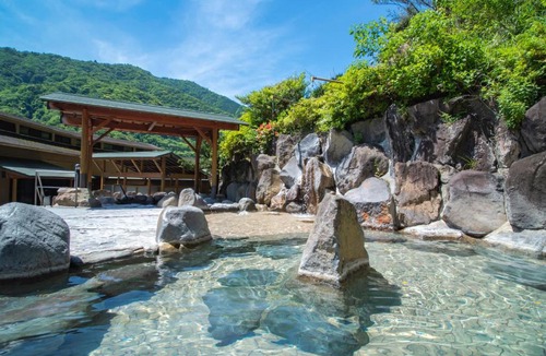 Hakone Hot Springs Hotel | Hakonenomori Okada
