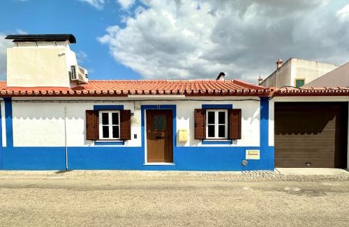 Cano House | Hakuna Matata