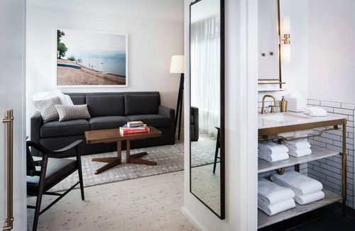 Cherry Creek Hotel | Halcyon, a hotel in Cherry Creek, Denver