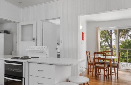 St Helens House | Halcyon Days