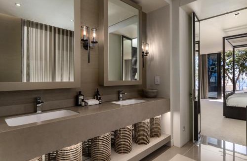 Bantry Bay Villa | Halcyon