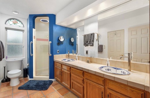 Alhambra House | Half acre 5 bedroom 4 bath farmhouse. Huge Yard, Arcade, Firepit, Pool Phoenix!