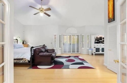 Alhambra House | Half acre 5 bedroom 4 bath farmhouse. Huge Yard, Arcade, Firepit, Pool Phoenix!