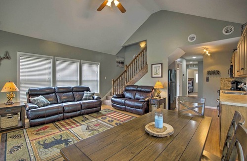 West Shore House | Half Mi to Yacht Club: Home by Perry Lake!