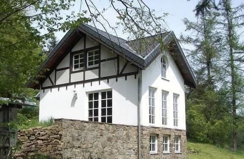 Blankenheim House | Half-timbered house with garden, barbecue and terrace