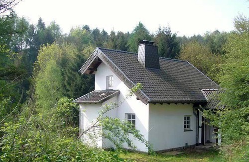 Blankenheim House | Half-timbered house with garden, barbecue and terrace