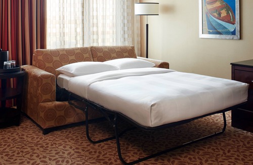 Downtown Halifax Hotel | Halifax Marriott Harbourfront Hotel