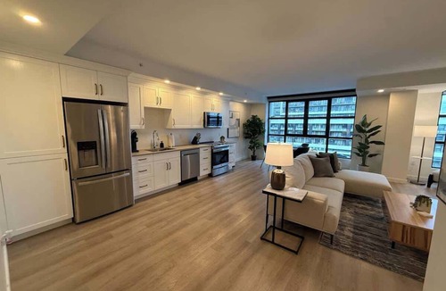 Downtown Halifax Apartment | Halifax Waterfront 2 BR and 2 Bath with 6 appliances