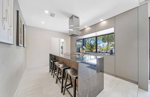 Hallandale Beach House | Hallendale Beach Waterfront Modern Home, Grill & Pool