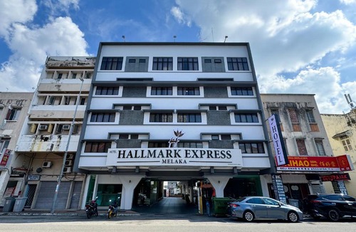 Kampung Jawa Hotel | Hallmark Express Hotel