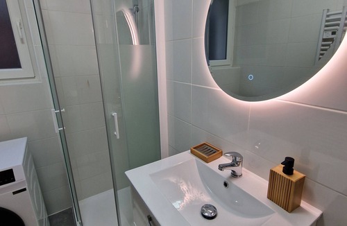 Chateaudun Apartment | Halte Douillette au Cœur de la Ville