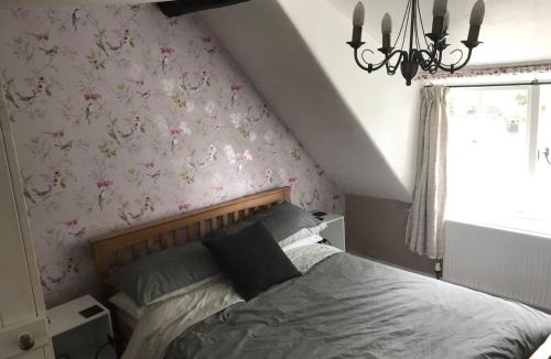 Whaddon Apartment | Ham Tree Cottage