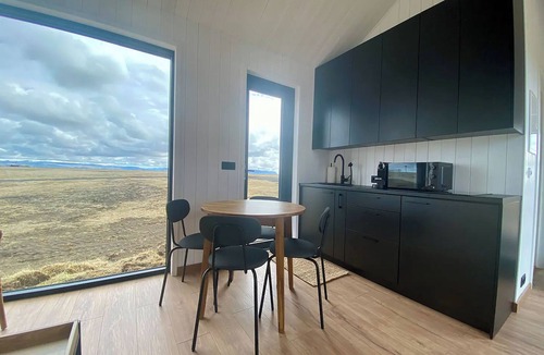 Hvolsvollur House | Hamar - Puffin Cottages & Rooms