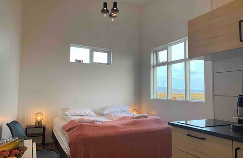 Hvolsvollur House | Hamar - Puffin Cottages & Rooms