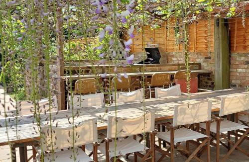 Bursledon House | Hamble Riverside Cottage