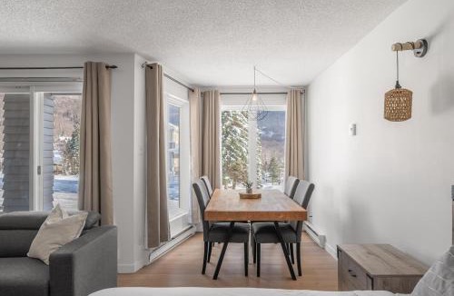 Stoneham Apartment | Hameau 22-51 Studio