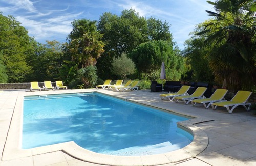 Saint-Front-sur-Lemance Cottage | Hameau du Peyrié - Character cottages (27 people), heated swimming pool, tennis, sauna