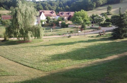 Martel House | Hameau les Combelles