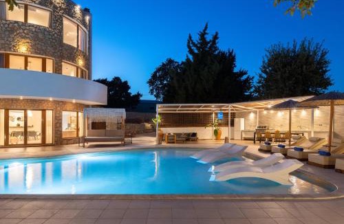 Kallithea Villa | Hamilton Grand Villa
