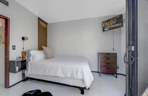 Colee Hammock Apartment | Hammock 2