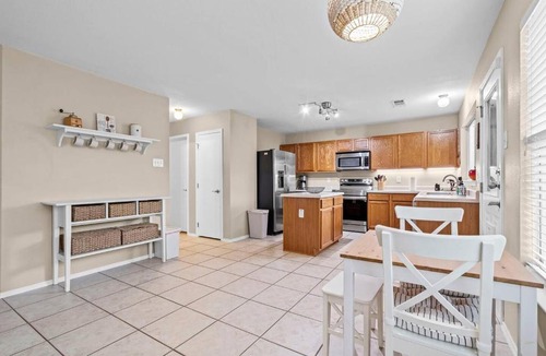 Roanoke House | Hammock, Backyard, Play Room 4BR in Roanoke, TX