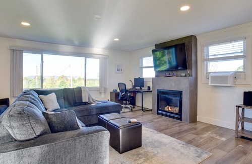 Hammondsport House | Hammondsport Vacation Rental w/ Fire Pit & Pool!