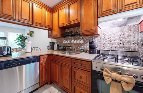 Hampton Bays House | Hampton Bays Townhouse - Pool, Beach Access