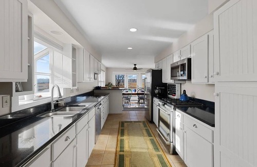 Rye House | Hampton Beach front home, located in beautiful Rye