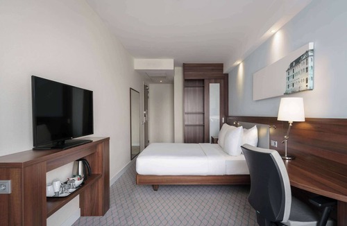 Eastern Docklands Hotel | Hampton by Hilton Amsterdam Centre East