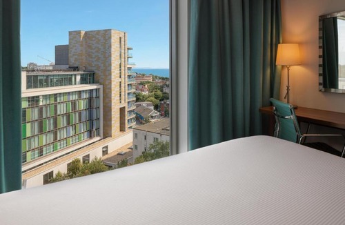 Bournemouth City Centre Hotel | Hampton by Hilton Bournemouth