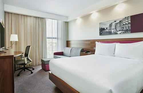 Saint Paul's Hotel | Hampton by Hilton Bristol City Centre