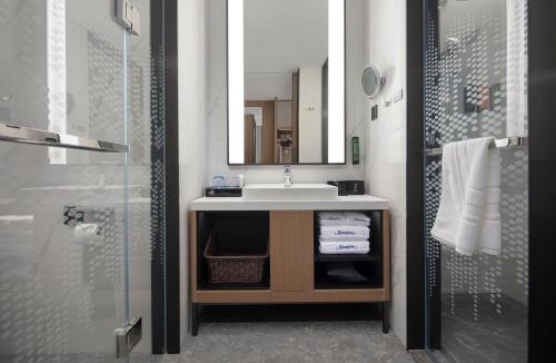 Cixi Hotel | Hampton by Hilton Cixi Guanhaiwei