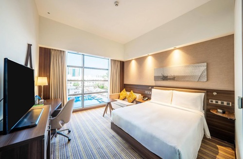 Al Qusais Hotel | Hampton by Hilton Dubai Airport