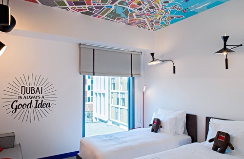 Bur Dubai Hotel | Hampton by Hilton Dubai Al Seef