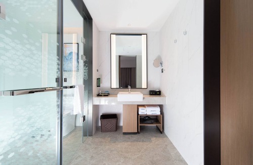 Lushan Hotel | Hampton by hilton Jiujiang Bali Lake