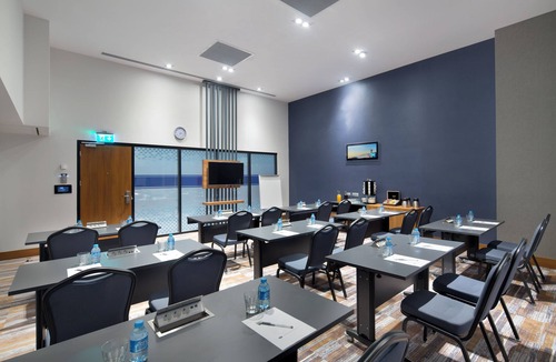 Izmit Hotel | Hampton By Hilton Kocaeli Symbol