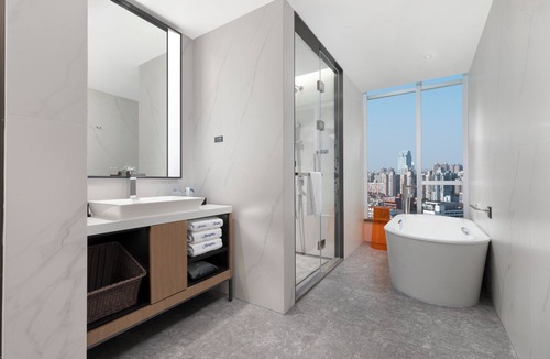 Yangpu Hotel | Hampton by Hilton Shanghai North Bund Siping Road