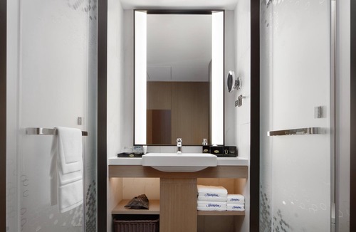 Yuecheng Hotel | Hampton by Hilton Shaoxing Ying'enmen