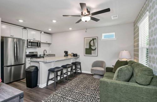 Columbia House | Hampton Cottage - DT COLA