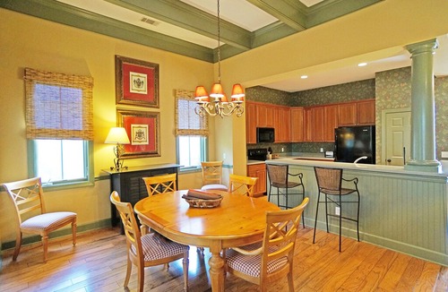 Bluffton Cottage | Hampton Hall Golf Cottage