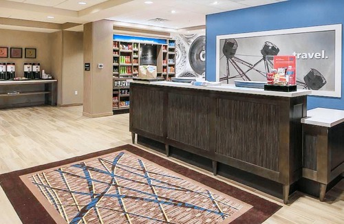 Redmond Hotel | Hampton Inn & Suites Seattle/Redmond Wa