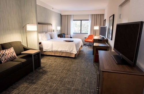 McKownville Hotel | Hampton Inn Albany-Western Ave/University Area