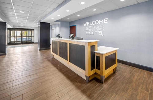 Camp Springs Hotel | Hampton Inn and Suites Camp Springs