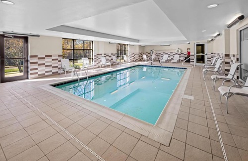 Camp Springs Hotel | Hampton Inn and Suites Camp Springs