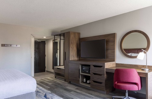 Athens Hotel | Hampton Inn Athens