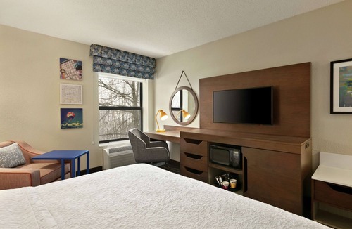 Johnson City Hotel | Hampton Inn Binghamton/Johnson City