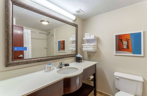 Peabody Hotel | Hampton Inn Boston/Peabody